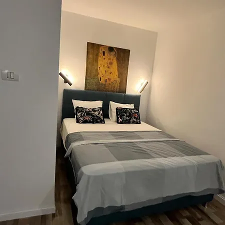 Jad House 布加勒斯特