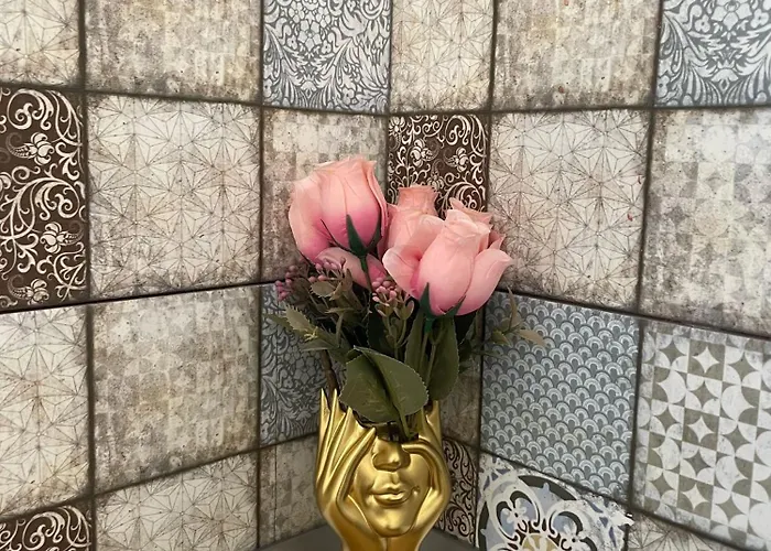 Jad House Апартаменти *